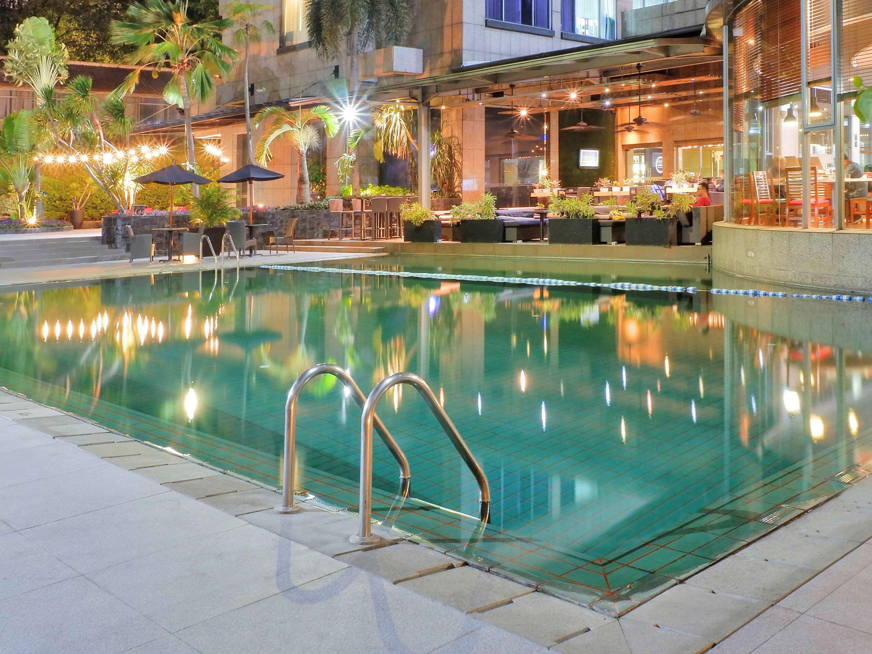 Hotel Kimaya Slipi Jakarta By Harris Exterior photo